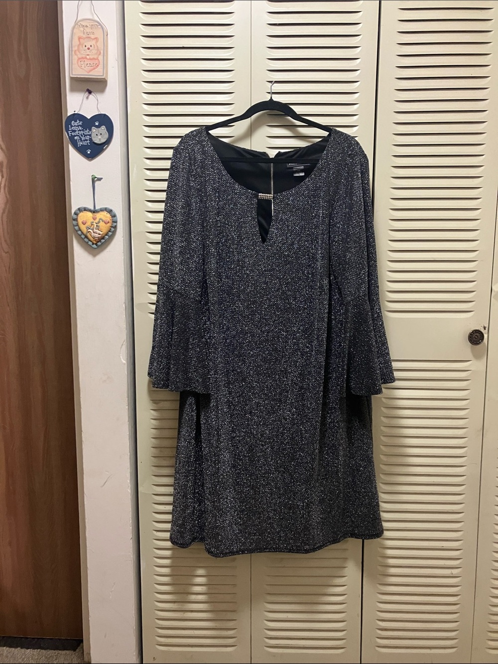 Jessica Howard Sparkle Shift Dress - Silver and Black